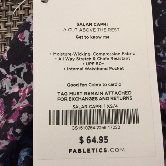 NWT fabletics Salad Capri leggings size xs new - Picture 9 of 11
